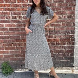 Sienna sky leopard print midi dress sz xs